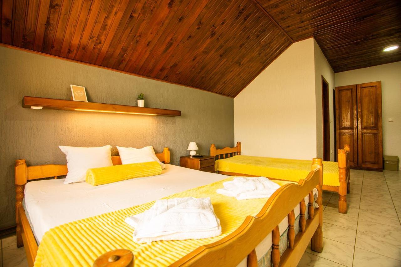 Guest House Vila Alexandar ปาลิช ภายนอก รูปภาพ